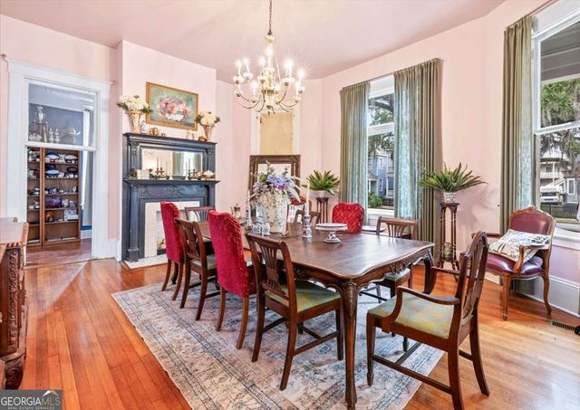 120 W 37Th Street, Savannah, GA 31401
