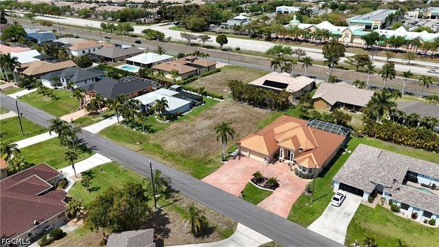 2507 SW 25th ST, Cape Coral, FL 33914