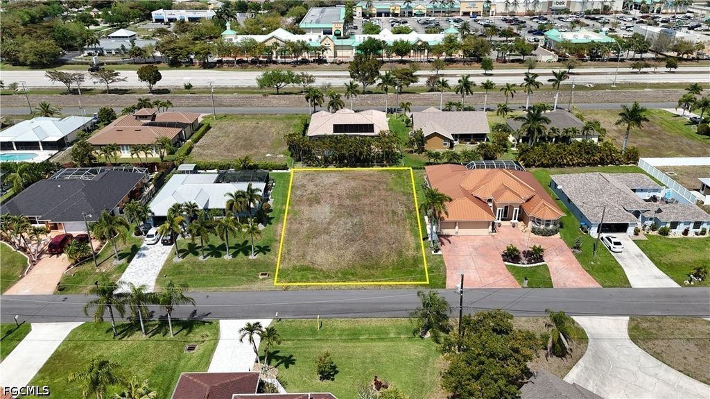 2507 SW 25th ST, Cape Coral, FL 33914