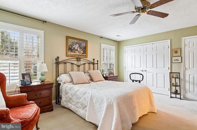 1010 MASTLINE DR, Annapolis, MD 21401