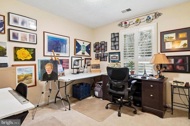 1010 MASTLINE DR, Annapolis, MD 21401