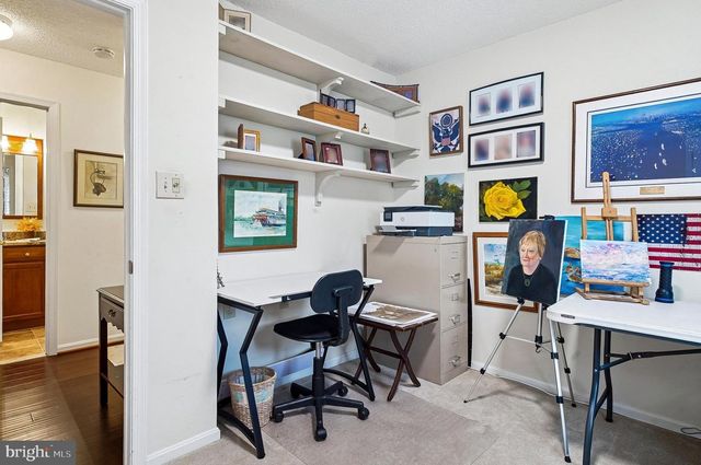 1010 MASTLINE DR, Annapolis, MD 21401