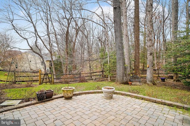 1010 MASTLINE DR, Annapolis, MD 21401