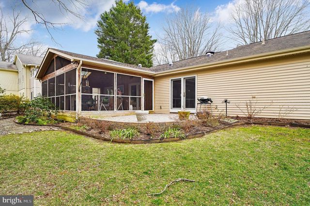 1010 MASTLINE DR, Annapolis, MD 21401