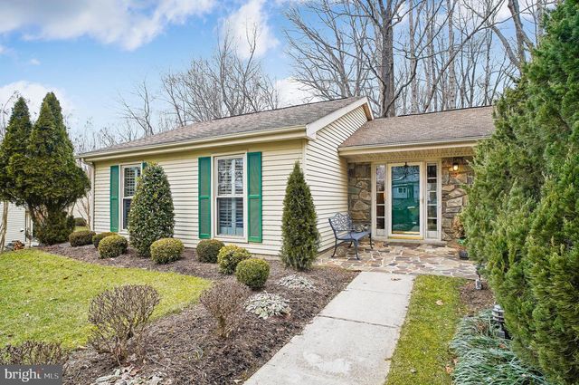 1010 MASTLINE DR, Annapolis, MD 21401