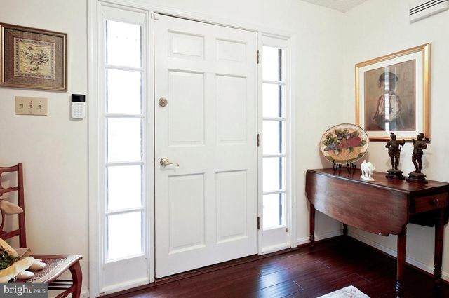 1010 MASTLINE DR, Annapolis, MD 21401