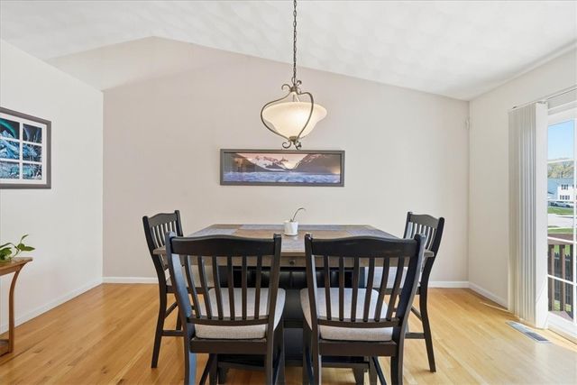 23 Moss Lane, Coventry, RI 02816