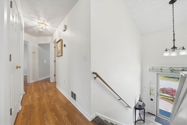 23 Moss Lane, Coventry, RI 02816
