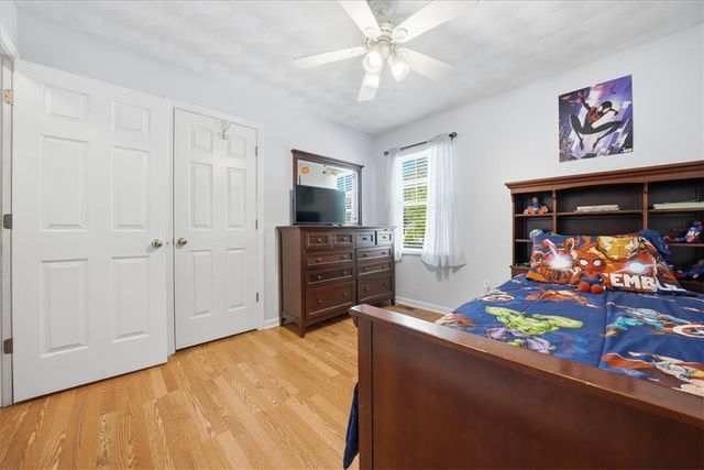 23 Moss Lane, Coventry, RI 02816