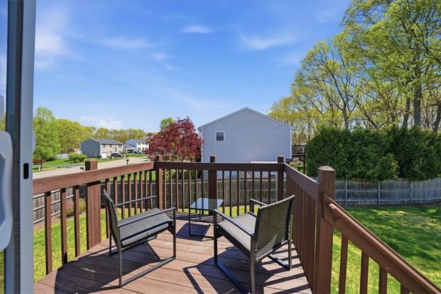 23 Moss Lane, Coventry, RI 02816