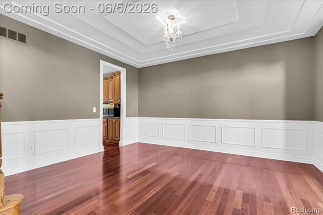 2424 Pebble Beach Drive, Oakland, MI 48363