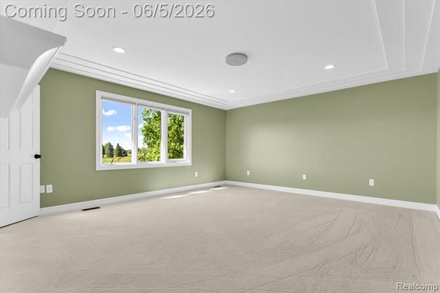 2424 Pebble Beach Drive, Oakland, MI 48363