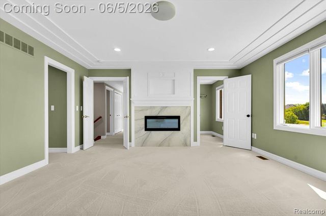 2424 Pebble Beach Drive, Oakland, MI 48363
