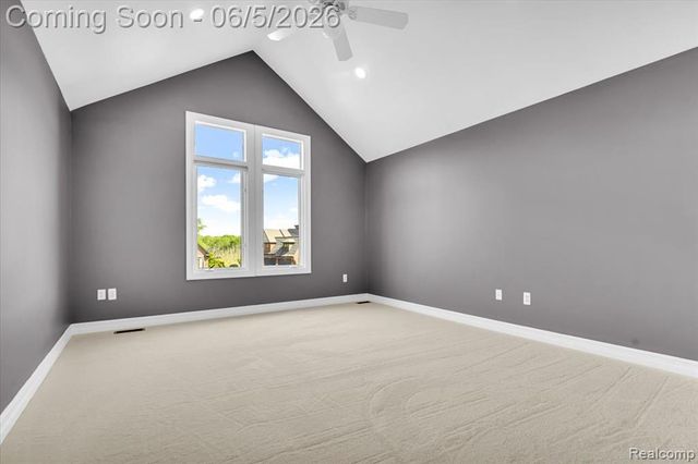 2424 Pebble Beach Drive, Oakland, MI 48363
