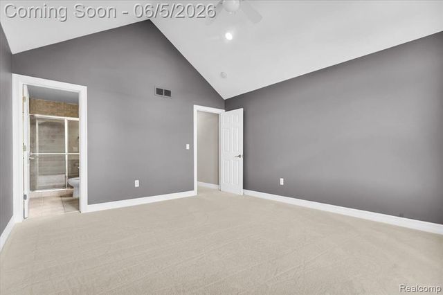 2424 Pebble Beach Drive, Oakland, MI 48363