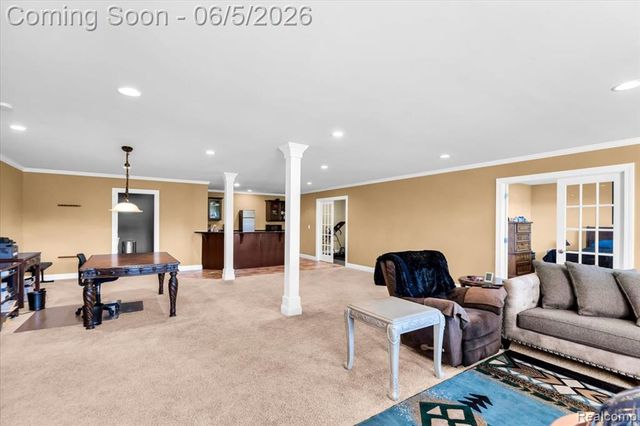 2424 Pebble Beach Drive, Oakland, MI 48363