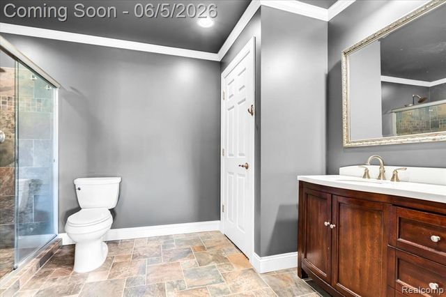 2424 Pebble Beach Drive, Oakland, MI 48363