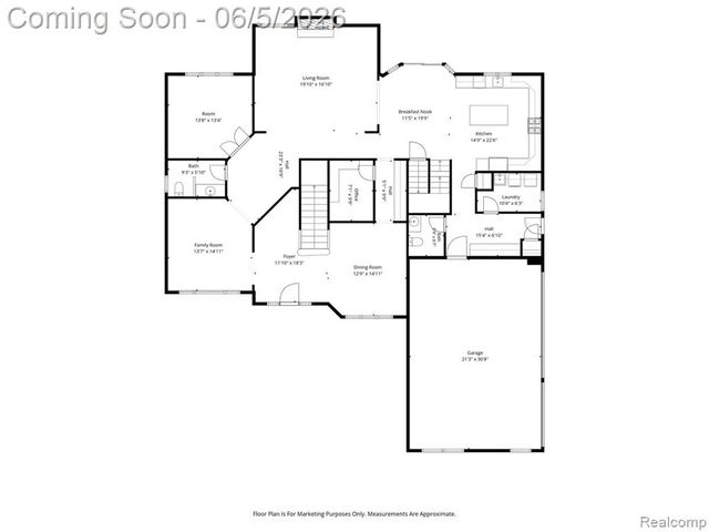 2424 Pebble Beach Drive, Oakland, MI 48363