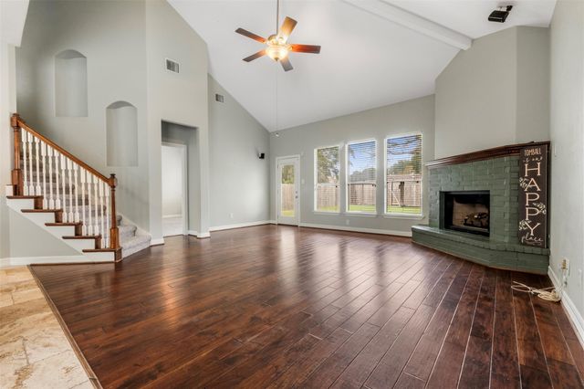 702 Clayton Street, Tomball, TX 77375