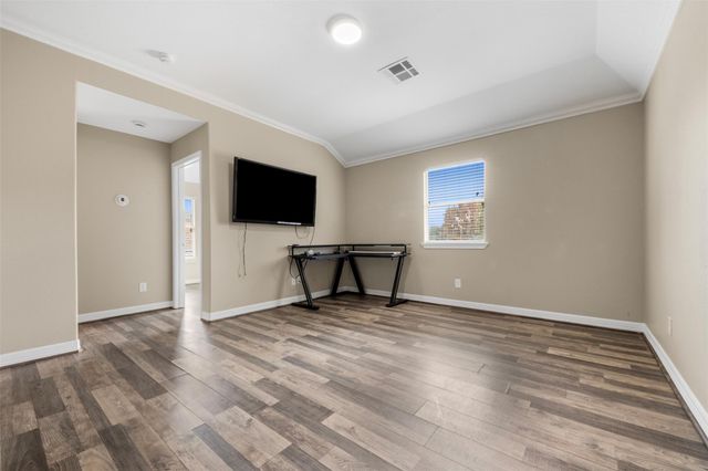 702 Clayton Street, Tomball, TX 77375