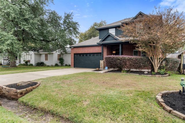 702 Clayton Street, Tomball, TX 77375