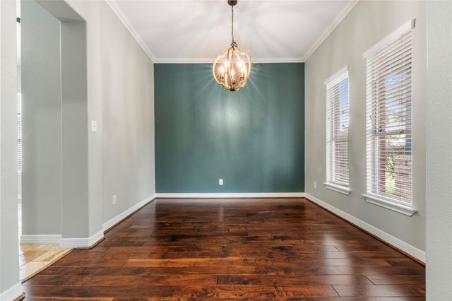 702 Clayton Street, Tomball, TX 77375