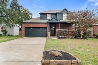 702 Clayton Street, Tomball, TX 77375