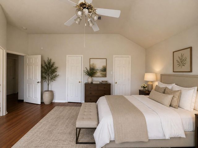 980 Oak Falls Drive, Conroe, TX 77378