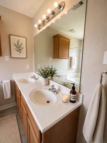 980 Oak Falls Drive, Conroe, TX 77378
