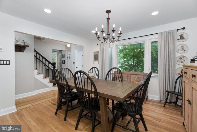 19 VAN SAUN DR, Ewing, NJ 08628