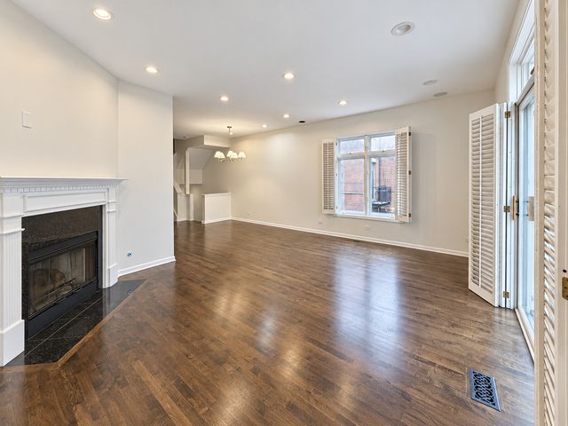1351 W ALTGELD Street 1J, Chicago, IL 60614