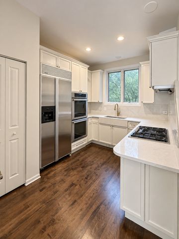 1351 W ALTGELD Street 1J, Chicago, IL 60614