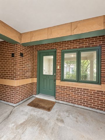 1351 W ALTGELD Street 1J, Chicago, IL 60614
