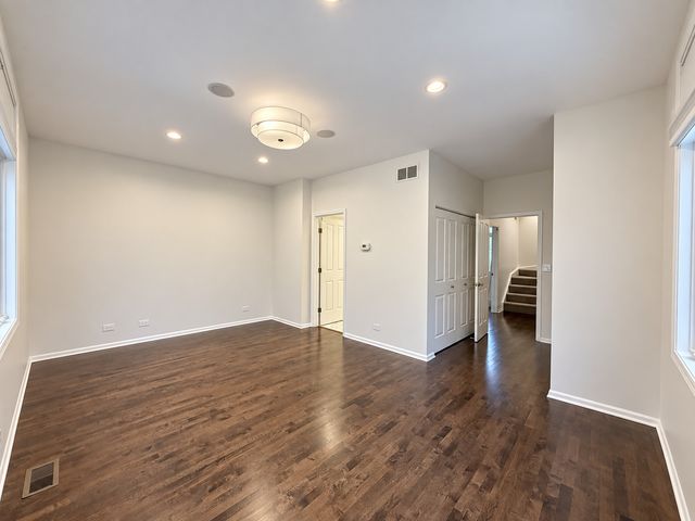 1351 W ALTGELD Street 1J, Chicago, IL 60614