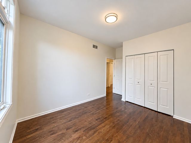 1351 W ALTGELD Street 1J, Chicago, IL 60614