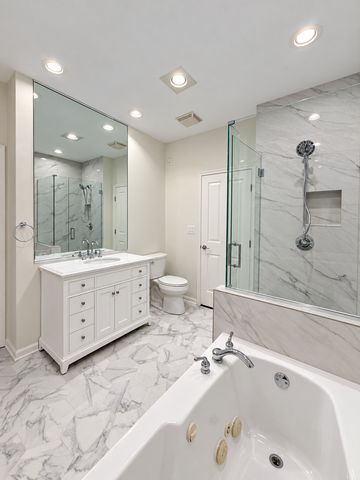 1351 W ALTGELD Street 1J, Chicago, IL 60614