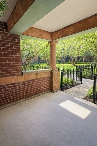1351 W ALTGELD Street 1J, Chicago, IL 60614