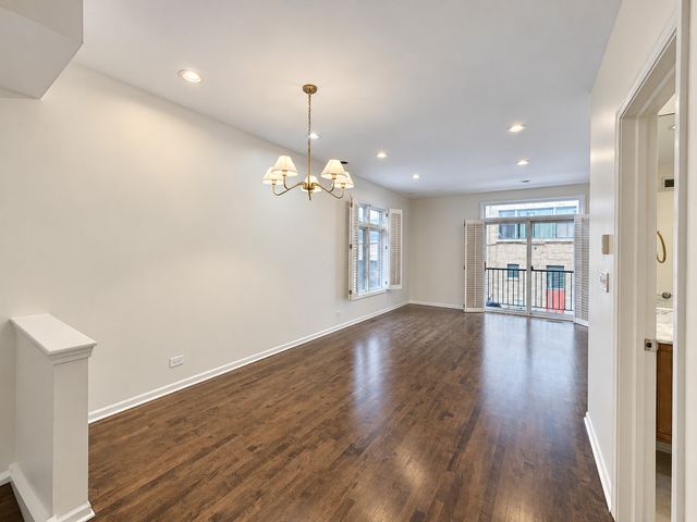 1351 W ALTGELD Street 1J, Chicago, IL 60614