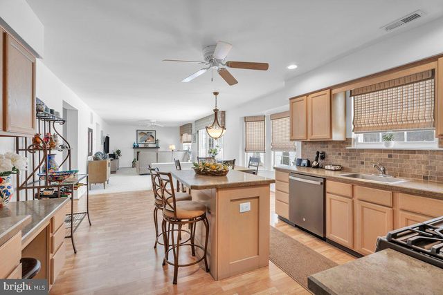 1241 WHISPERING WOODS DR, Williamstown, NJ 08094