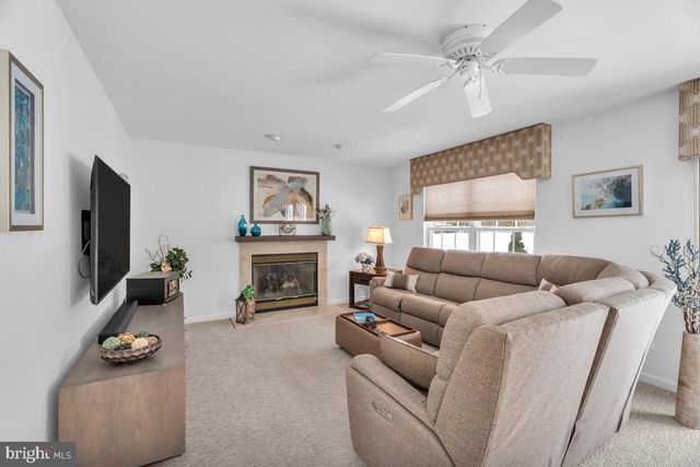 1241 WHISPERING WOODS DR, Williamstown, NJ 08094