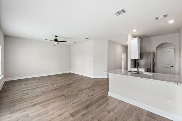 1020 Pecan Place, Hutchins, TX 75141