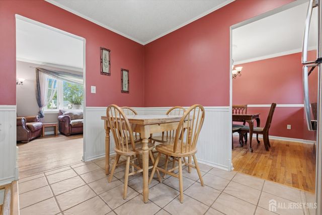 66 Creighton Circle, Old Bridge, NJ 08857