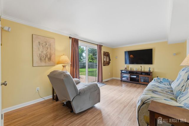 66 Creighton Circle, Old Bridge, NJ 08857