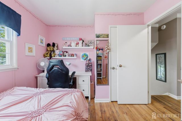 66 Creighton Circle, Old Bridge, NJ 08857