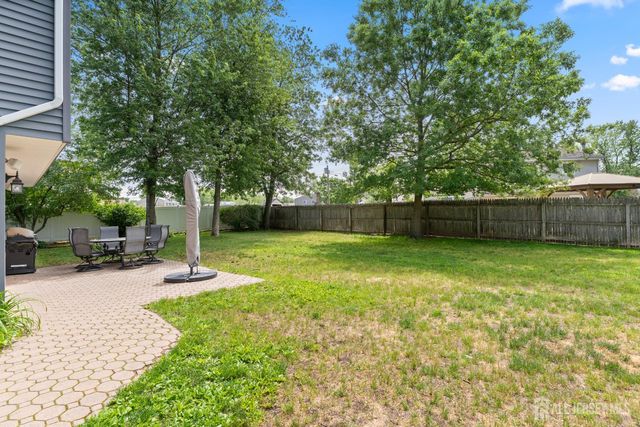 66 Creighton Circle, Old Bridge, NJ 08857