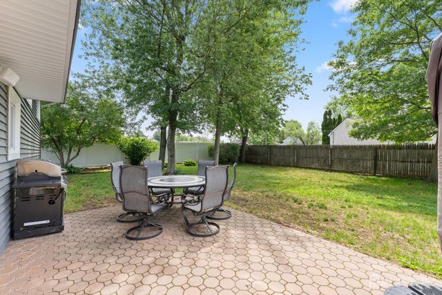 66 Creighton Circle, Old Bridge, NJ 08857