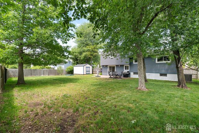 66 Creighton Circle, Old Bridge, NJ 08857