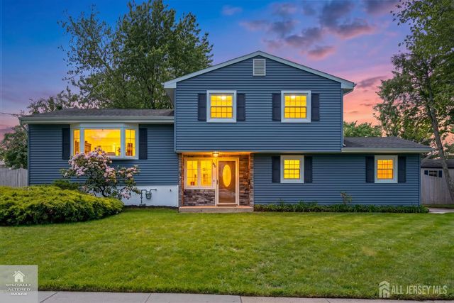 66 Creighton Circle, Old Bridge, NJ 08857