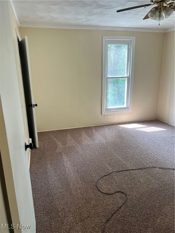 1240 Henry Street, Zanesville, OH 43701