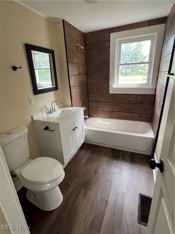 1240 Henry Street, Zanesville, OH 43701